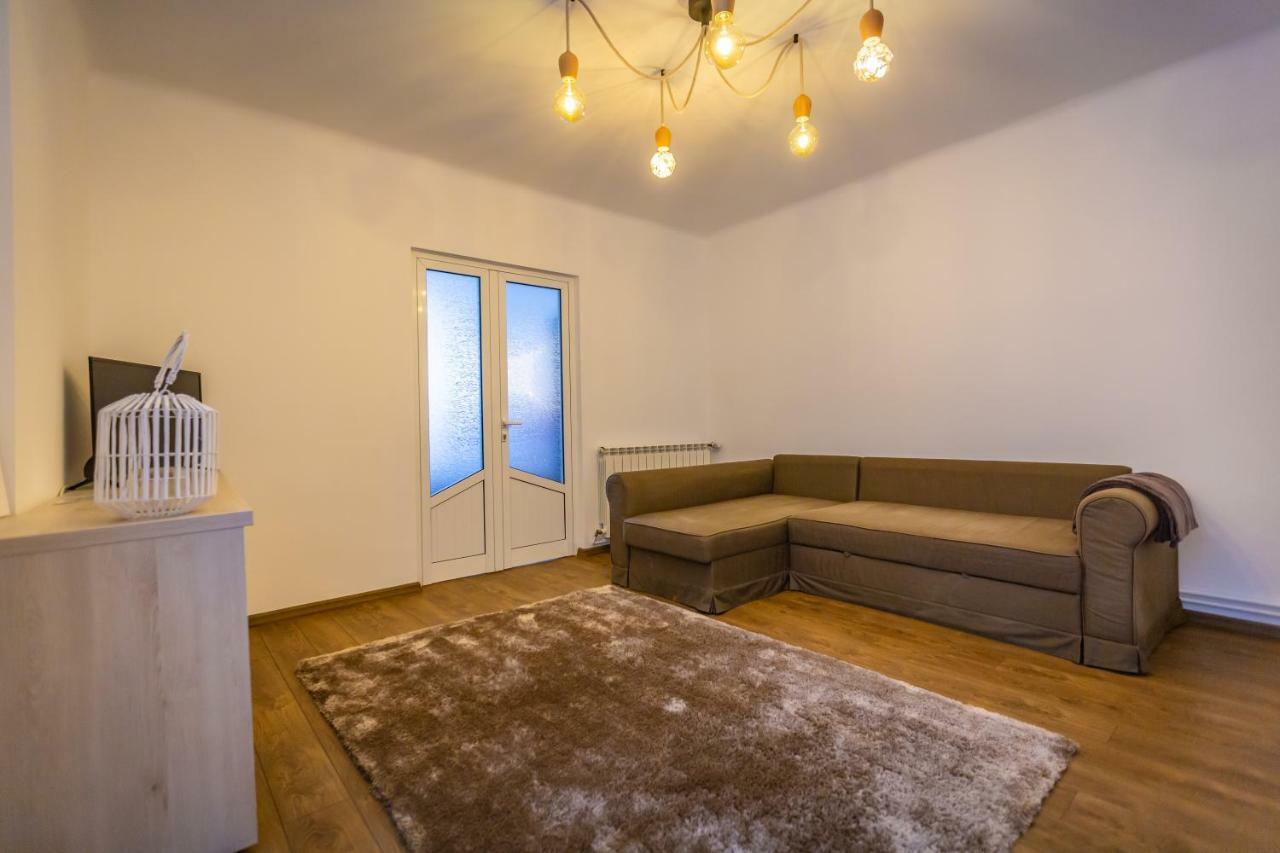Central Apartment 브라쇼브 외부 사진